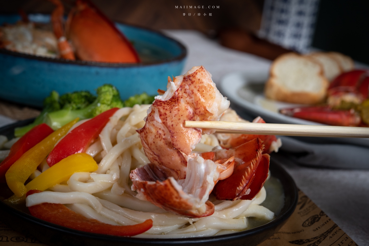 龍蝦三重奏～頂級龍蝦料理在家也可以輕鬆享受！台北福華飯店新推出外帶龍蝦套餐～外帶免下車直接提供得來速服務、台北福華外帶美食