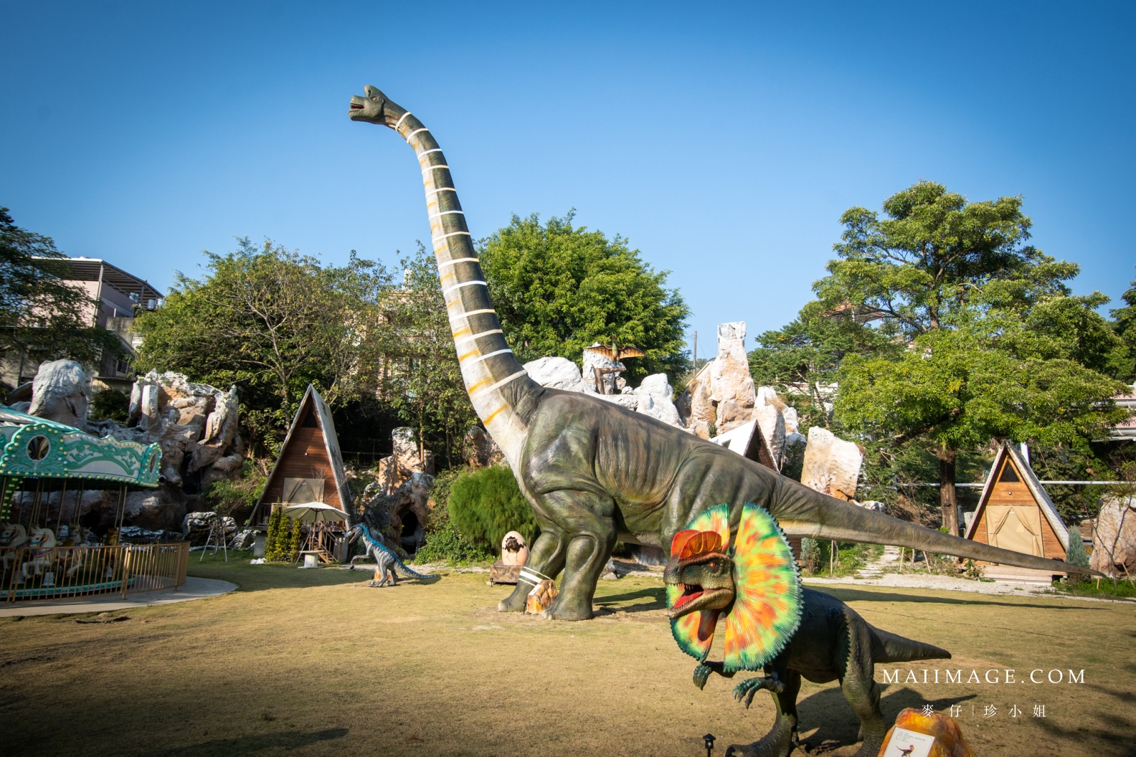 親子旅遊推薦｜全台最吸睛的恐龍主題樂園『HiONE啵比星球』，住合掌屋一秒到日本，享受開門就是巨型恐龍的樂趣！親子旅遊、寵物友善空間