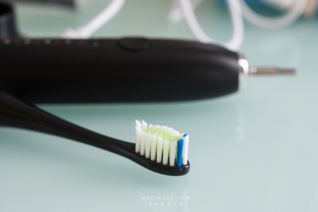 電動牙刷推薦｜CHIZY淨白護齦震動牙刷～5種調整模式跟敏感牙齒說掰掰。牙齦友善電動牙刷推薦、生活電子用品推薦