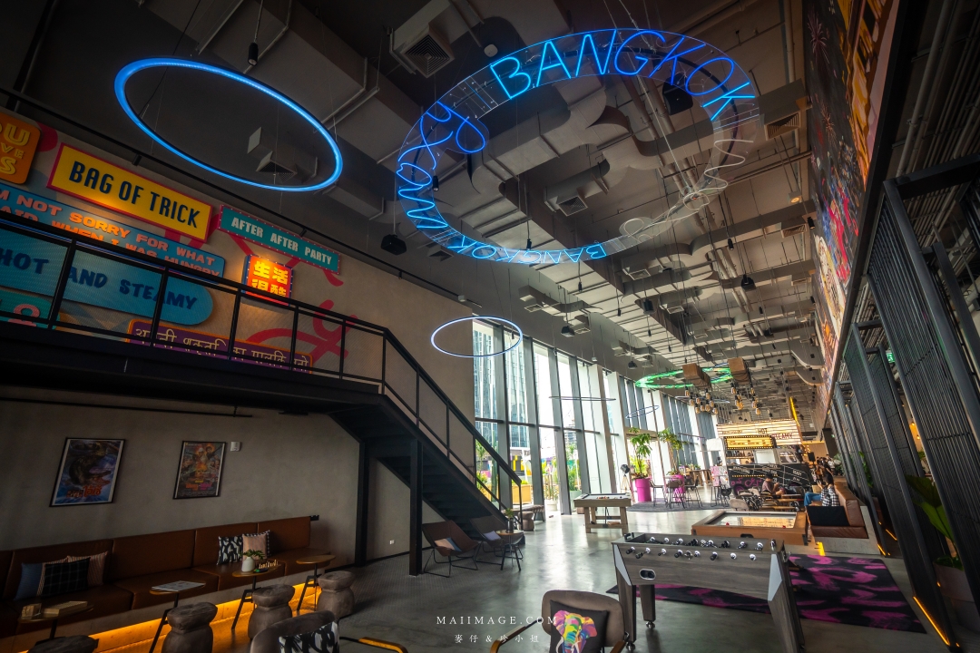 【泰國曼谷住宿推薦】MOXY BANGKOK RATCHAPRASONG ～曼谷全新開幕的時尚飯店，近BTS Siam站去四面佛、水門市場、逛街購物都超便利