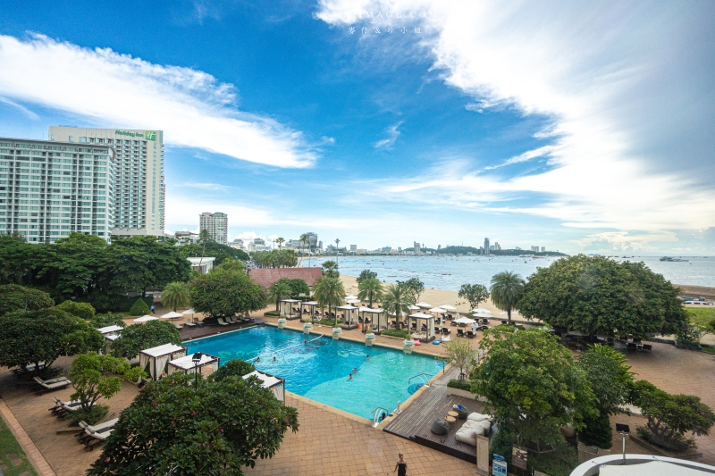 Dusit Thani Pattaya～近芭達雅沙灘可以看到180度無敵海景的帕達雅都喜天麗飯店 @麥仔の食尚生活