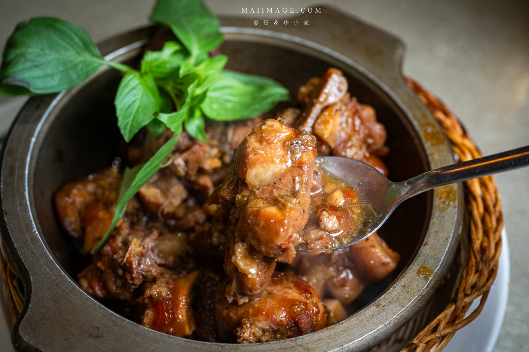 【汐止美食】銘記越南美食～超美的越南庭園景觀餐廳，汐止在地經營25年的正宗越南料理，汐止越南料推薦。