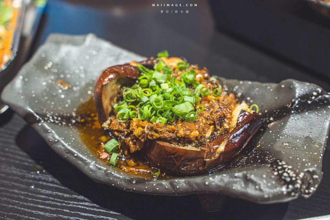 台北美食｜川火成都燒烤～香麻夠味的成都串燒在台北東區就吃得到，捷運忠孝敦化站美食