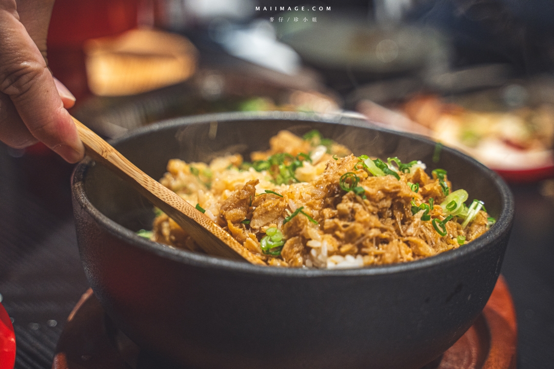 台北美食｜川火成都燒烤～香麻夠味的成都串燒在台北東區就吃得到，捷運忠孝敦化站美食