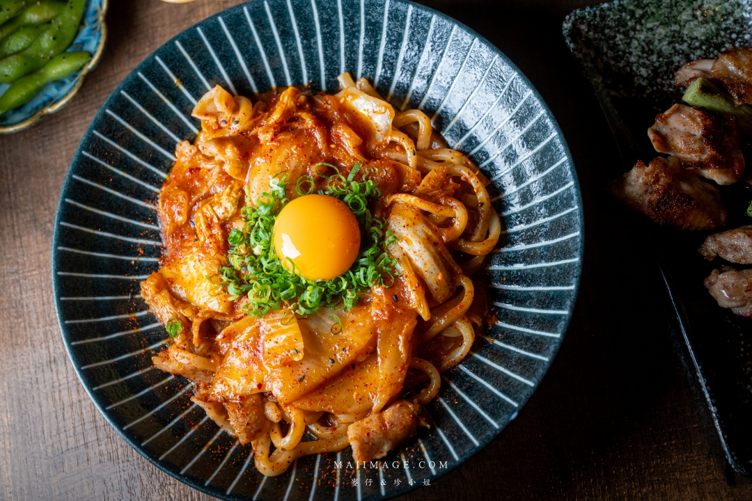 【板橋美食】炭吉郎炭火居酒屋～板橋板新捷運站超高人氣居酒屋，聚餐首選！