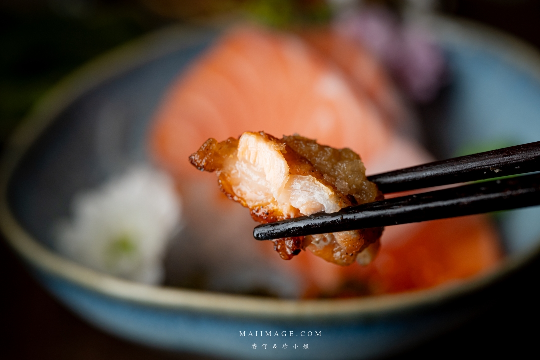 【板橋美食】炭吉郎炭火居酒屋～板橋板新捷運站超高人氣居酒屋，聚餐首選！