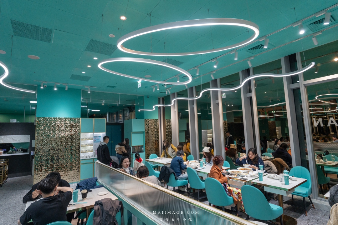 【台北美食】狂一鍋酸菜魚西門店～「狂一鍋酸菜魚」到底在紅甚麼？一口酸菜一口魚，酸辣得很自然，後韻回甘！精品食尚美學用餐體驗 風潮正夯。肉多多、明水然樂兩大新創姊妹品牌，2025樂多多集團最新力作。