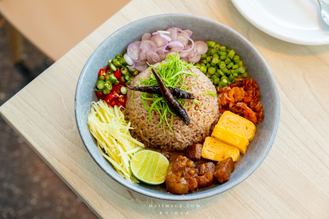 【泰國曼谷美食】BK SALON~2026曼谷最強純白建築“糯米竹簍”造型餐廳!米其林名廚 Chef Ton 的最新力作,曼谷沙吞區美食推薦。 【泰國曼谷美食】BK SALON~2026曼谷最強純白建築“糯米竹簍”造型餐廳!米其林名廚 Chef Ton 的最新力作,曼谷沙吞區美食推薦。