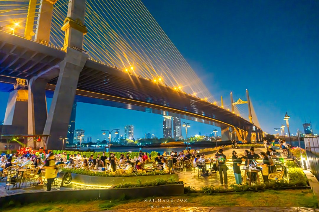 【曼谷美食】BALADA Restaurant & Live Music～曼谷最新河景餐廳！拉瑪九世大橋下品嚐經典泰式料理還有駐唱歌手氣氛超Chill