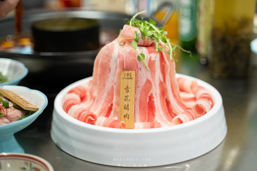 【台北美食】李鐵柱老火鍋 台北光復店～永和重慶老火鍋名店開來台北囉。國父紀念館站美食推薦