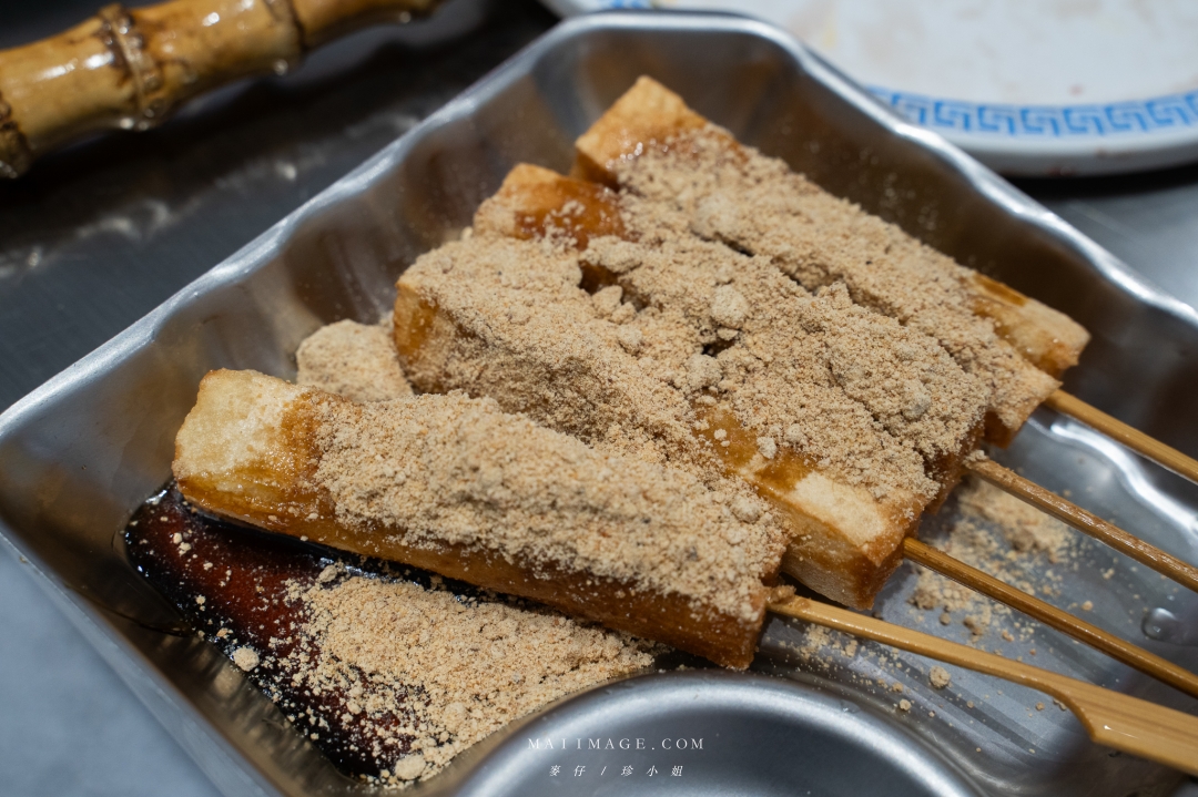 【台北美食】李鐵柱老火鍋 台北光復店～永和重慶老火鍋名店開來台北囉。國父紀念館站美食推薦