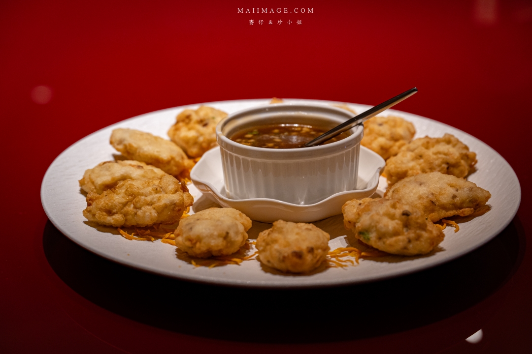 【台北美食】麟聚餐廳~如曦酒店必吃的頂級粵菜,不用傷荷包也能享受到米其林推薦的頂級料理,午間桌菜單桌只要15000,台北米其林餐廳推薦、小巨蛋捷運站美食 【台北美食】麟聚餐廳~如曦酒店必吃的頂級粵菜,不用傷荷包也能享受到米其林推薦的頂級料理,午間桌菜單桌只要15000,台北米其林餐廳推薦、小巨蛋捷運站美食