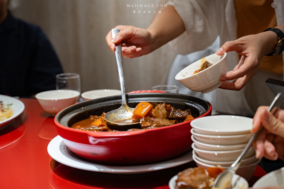 【台北美食】麟聚餐廳~如曦酒店必吃的頂級粵菜,不用傷荷包也能享受到米其林推薦的頂級料理,午間桌菜單桌只要15000,台北米其林餐廳推薦、小巨蛋捷運站美食 【台北美食】麟聚餐廳~如曦酒店必吃的頂級粵菜,不用傷荷包也能享受到米其林推薦的頂級料理,午間桌菜單桌只要15000,台北米其林餐廳推薦、小巨蛋捷運站美食