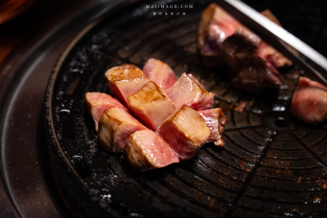 【台北美食】韓金館 韓國烤肉. 韓國鍋物～林森條通商圈在地12年老字號，最強韓式鐵盤烤肉、韓國鍋物、特色料理、韓式下酒菜一次滿足，捷運中山站美食推薦