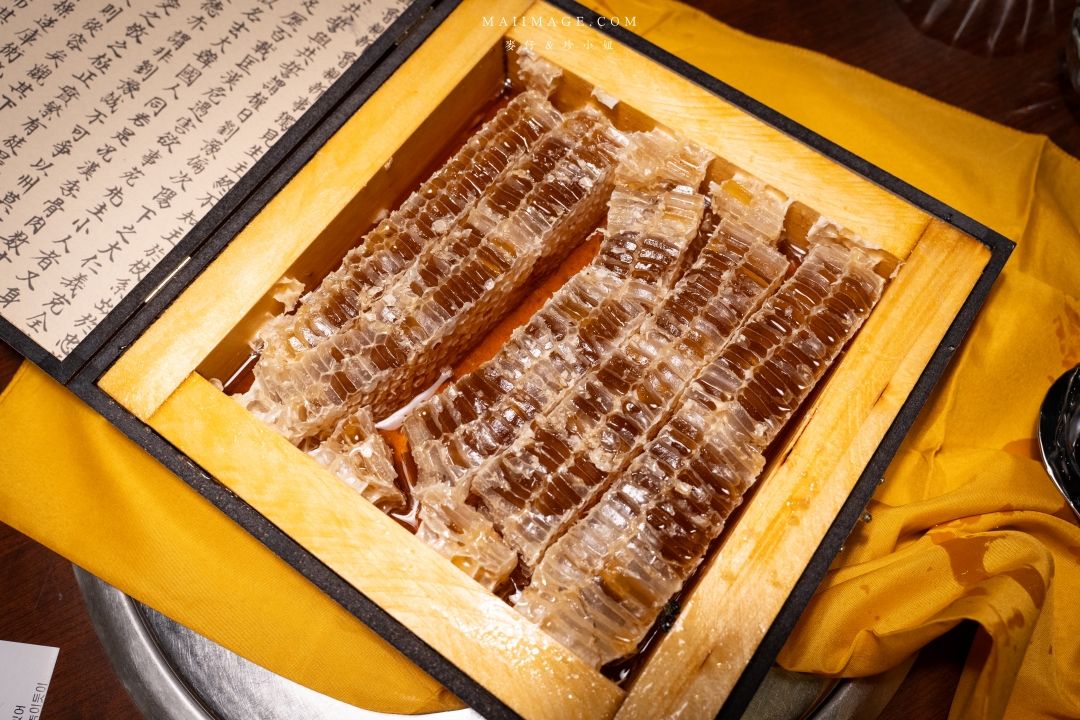 【台北美食】韓金館 韓國烤肉. 韓國鍋物～林森條通商圈在地12年老字號，最強韓式鐵盤烤肉、韓國鍋物、特色料理、韓式下酒菜一次滿足，捷運中山站美食推薦