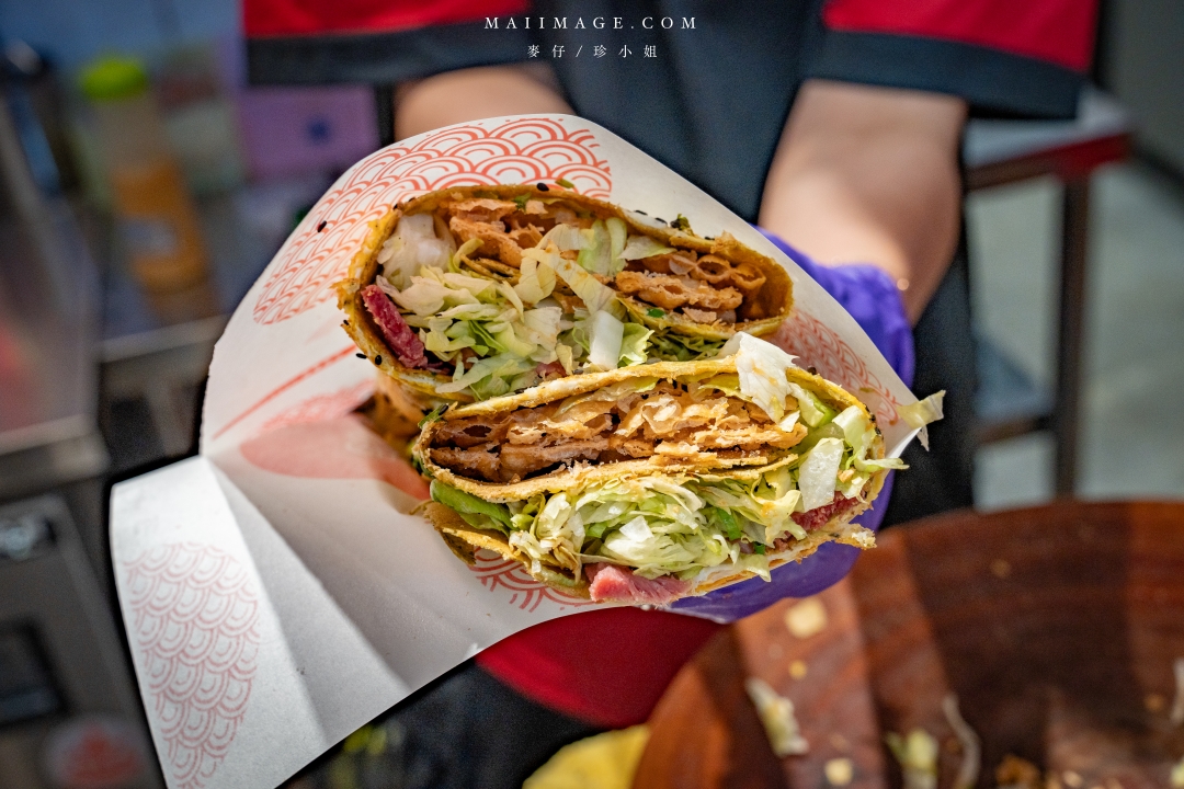 【台北美食】洪記煎餅果子台北旗艦店~遼寧夜市正宗天津煎餅果子專賣店,中山區辦公室下午茶推薦、捷運南京復興站美食 【台北美食】洪記煎餅果子台北旗艦店~遼寧夜市正宗天津煎餅果子專賣店,中山區辦公室下午茶推薦、捷運南京復興站美食