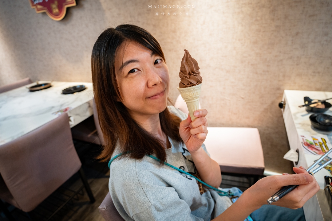 【中和美食】焱焱燒鍋銅盤.鍋物專賣～中和積穗夜市平價大份量銅盤烤肉鍋物，滷肉飯、麻辣鴨血豆腐、小菜、飲料吧、冰淇淋全都讓你吃到飽！中和積穗夜市美食推薦