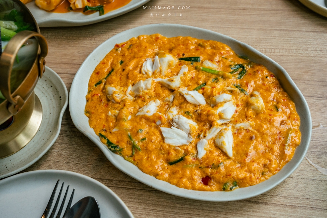 【曼谷美食】Savoey上味泰餐館 Chit Lom～泰國50年老字號經典泰式料理，必點咖哩螃蟹、蚵仔煎，BTS Chit Lom美食