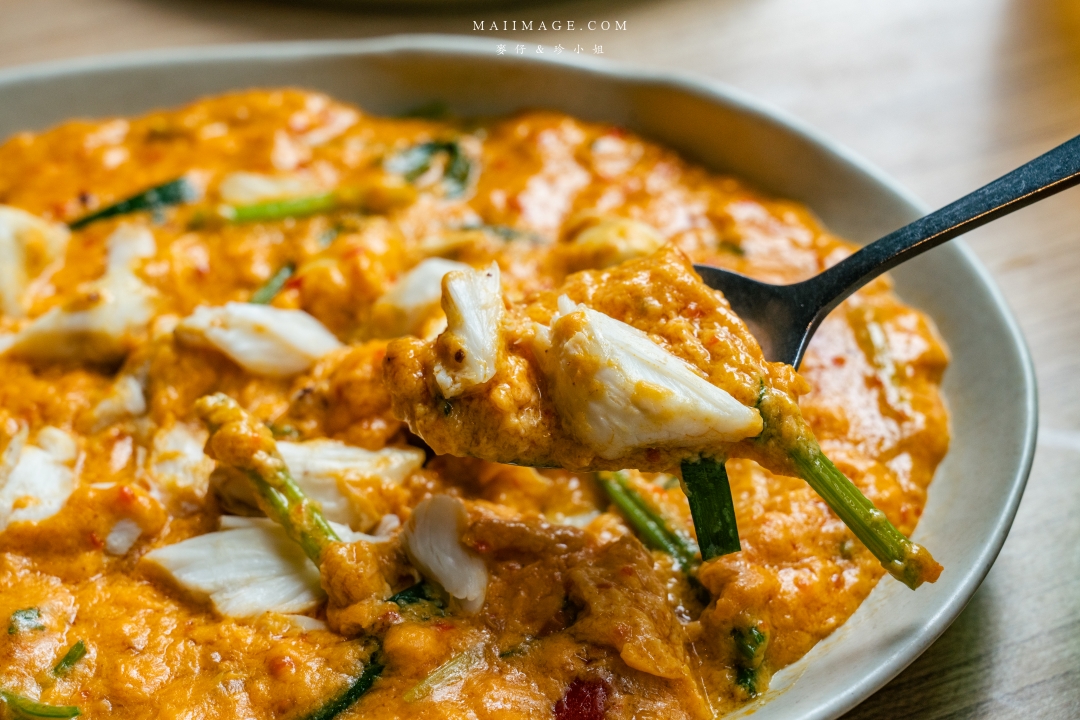 【曼谷美食】Savoey上味泰餐館 Chit Lom～泰國50年老字號經典泰式料理，必點咖哩螃蟹、蚵仔煎，BTS Chit Lom美食