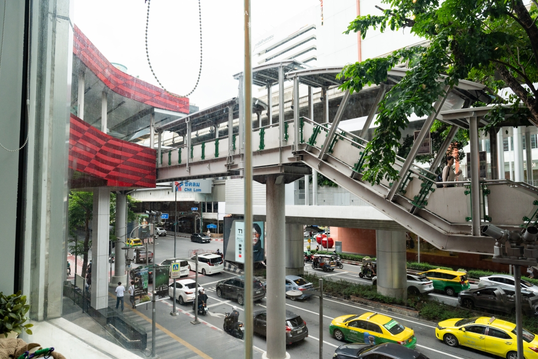 【曼谷美食】Savoey上味泰餐館 Chit Lom～泰國50年老字號經典泰式料理，必點咖哩螃蟹、蚵仔煎，BTS Chit Lom美食