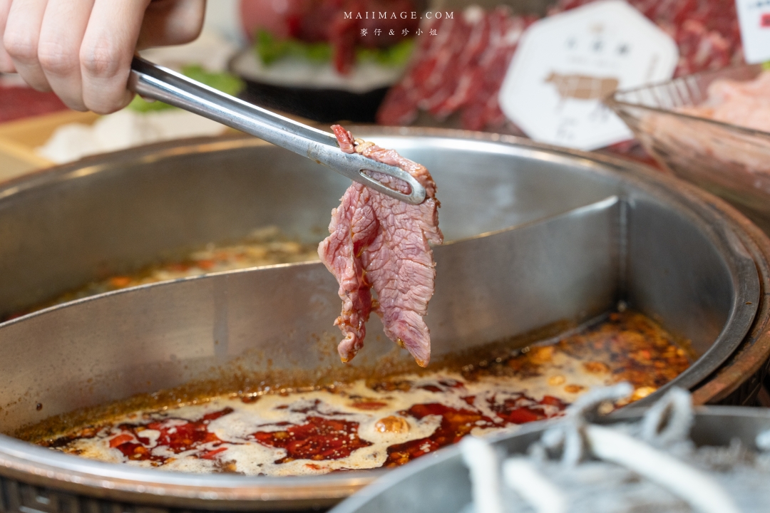 【台北美食】小膳香成都麻辣火鍋～全台唯一供應手切溫體牛的成都老火鍋，產地新鮮直送部位種類最多。捷運忠孝敦化站美食