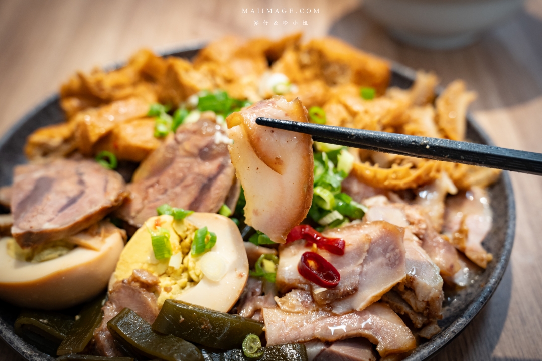 【永和美食】東引快刀手中和店～想吃經典招牌牛油麻醬麵、滷菜不用跑台北市，捷運永安市場站美食、中和四號公園美食推薦