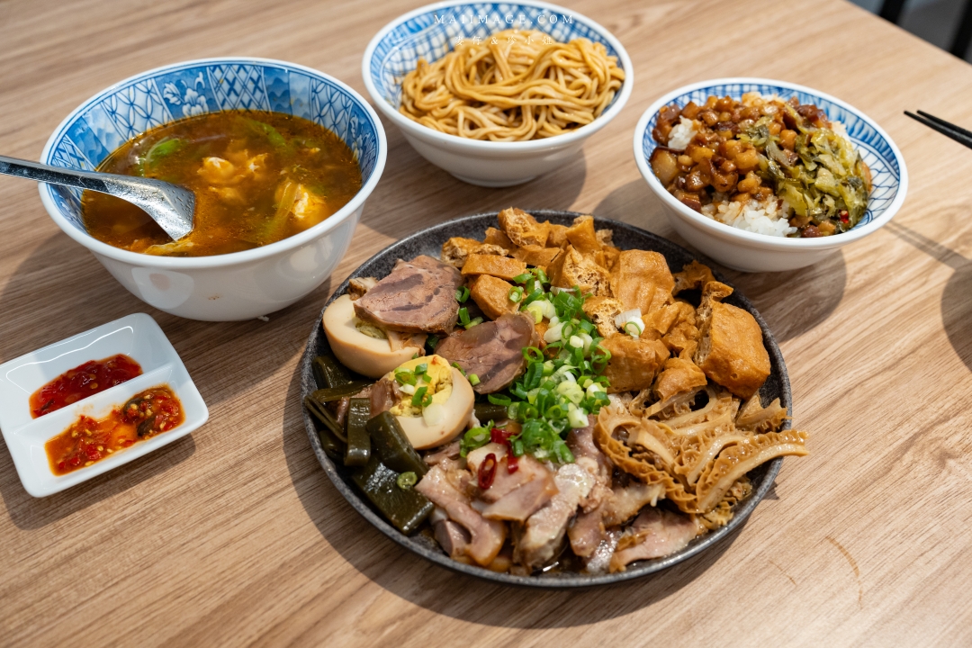 【永和美食】東引快刀手中和店~想吃經典招牌牛油麻醬麵、滷菜不用跑台北市,捷運永安市場站美食、中和四號公園美食推薦 【永和美食】東引快刀手中和店~想吃經典招牌牛油麻醬麵、滷菜不用跑台北市,捷運永安市場站美食、中和四號公園美食推薦