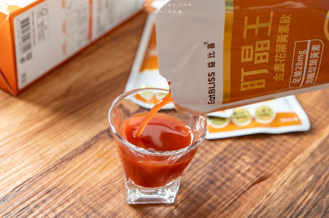 葉黃素飲評比｜2025市售5款高人氣葉黃素飲實測評比，如何挑選才是最好的選擇？益比喜盯晶王、正官庄、黑松、天地合補、麗彤生醫