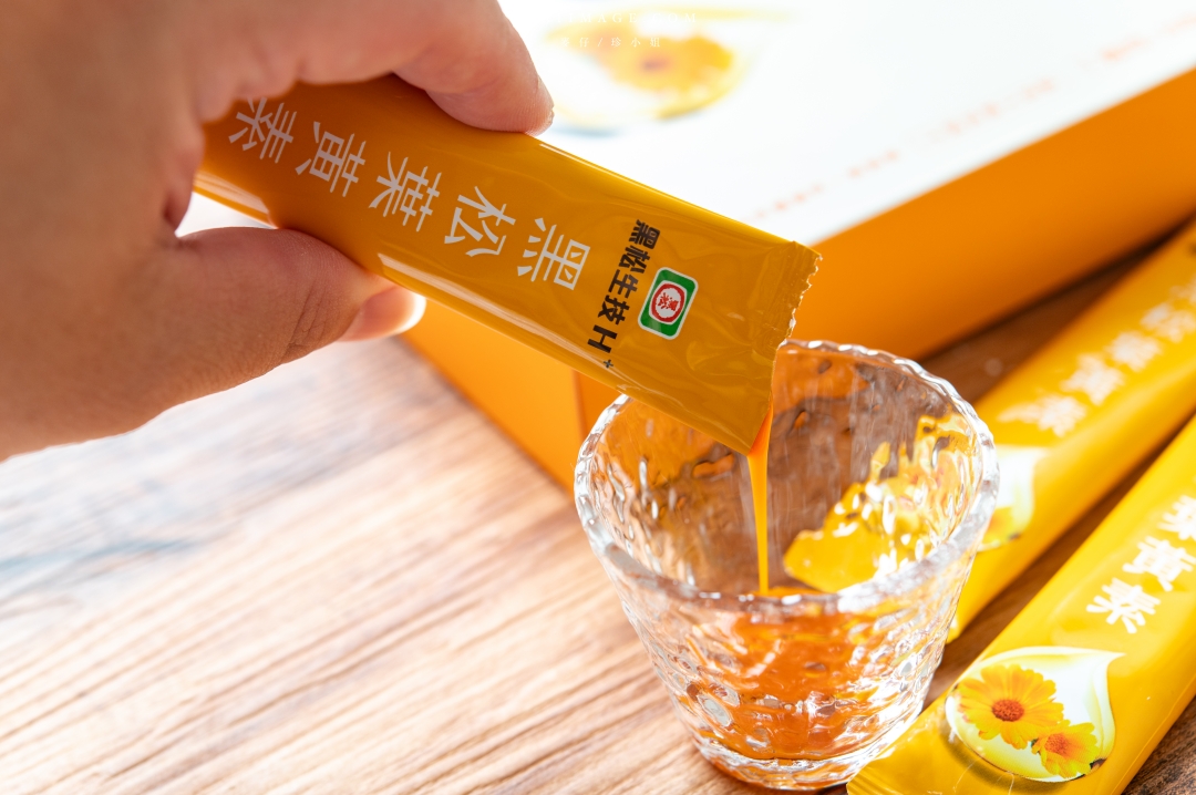 葉黃素飲評比｜2025市售5款高人氣葉黃素飲實測評比，如何挑選才是最好的選擇？益比喜盯晶王、正官庄、黑松、天地合補、麗彤生醫