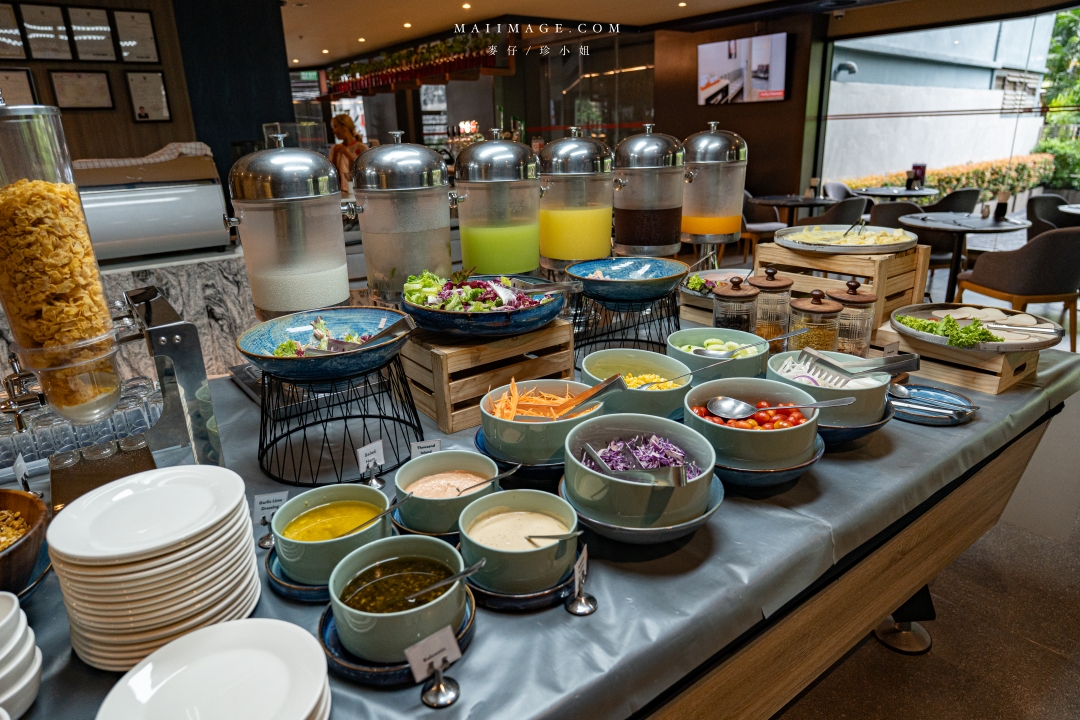 【曼谷住宿推薦】Lumen Bangkok Udomsuk Station～曼谷TBS Udomsuk站平價飯店推薦，距離BTS站只要30秒就能到。