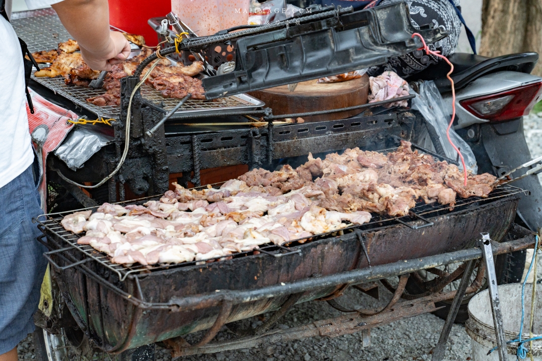 【曼谷美食】Udomsuk Walk อุดมสุข วอล์ค～BTS Udomsuk站附近最接地氣的在地夜市，每日還有駐唱歌手現場唱歌，氛圍超Chill在地人都超愛