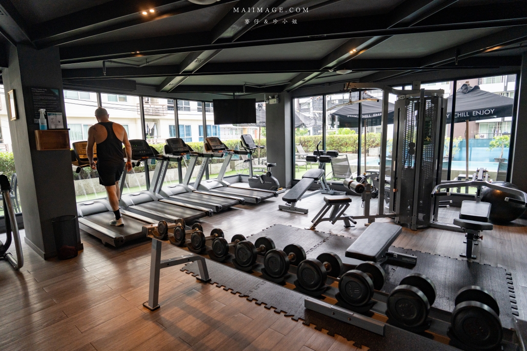 【曼谷住宿推薦】曼谷寰庭氛圍素坤逸酒店 Cross Vibe Bangkok Sukhumvit～曼谷設計感強烈的評價公寓式酒店，曼谷BTS On Nut 平價優質住宿推薦！