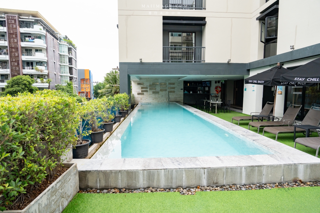 【曼谷住宿推薦】曼谷寰庭氛圍素坤逸酒店 Cross Vibe Bangkok Sukhumvit～曼谷設計感強烈的評價公寓式酒店，曼谷BTS On Nut 平價優質住宿推薦！