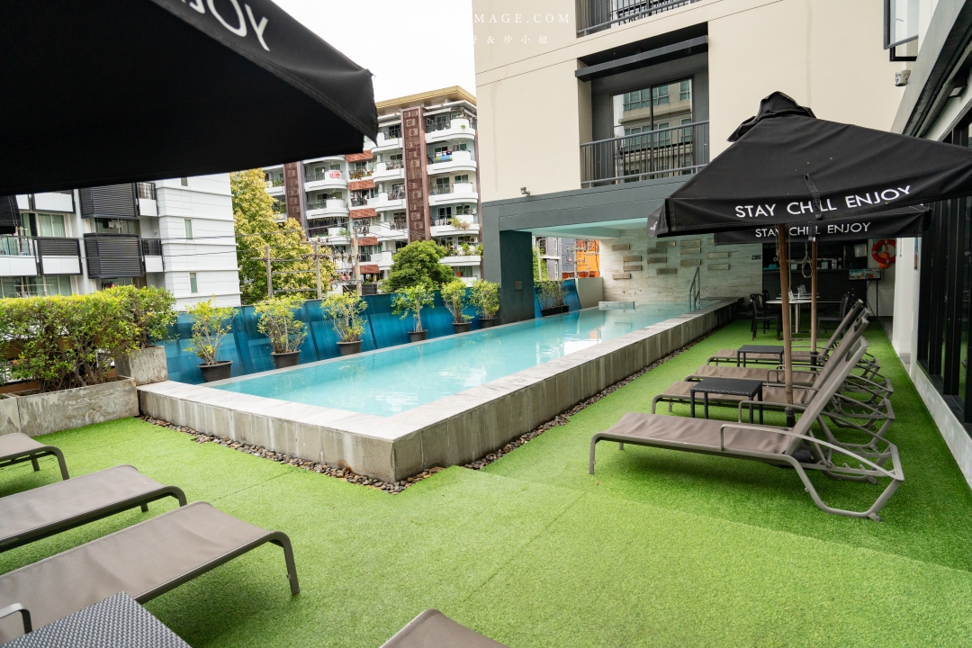 【曼谷住宿推薦】曼谷寰庭氛圍素坤逸酒店 Cross Vibe Bangkok Sukhumvit～曼谷設計感強烈的評價公寓式酒店，曼谷BTS On Nut 平價優質住宿推薦！