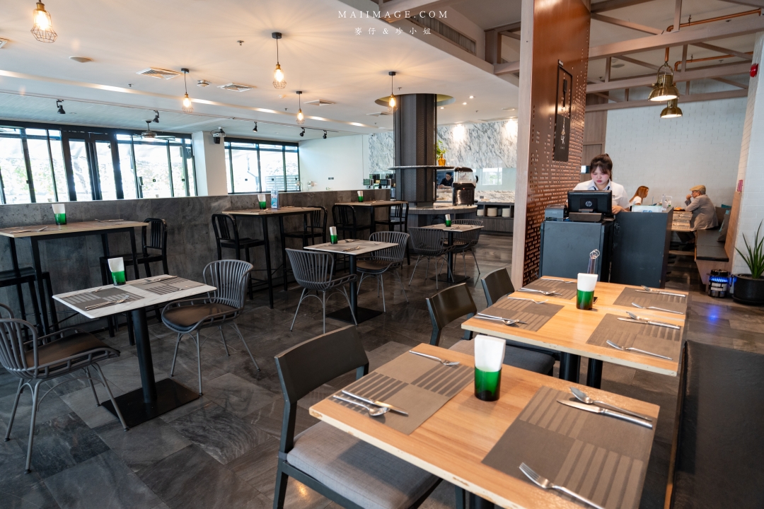 【曼谷住宿推薦】曼谷寰庭氛圍素坤逸酒店 Cross Vibe Bangkok Sukhumvit～曼谷設計感強烈的評價公寓式酒店，曼谷BTS On Nut 平價優質住宿推薦！