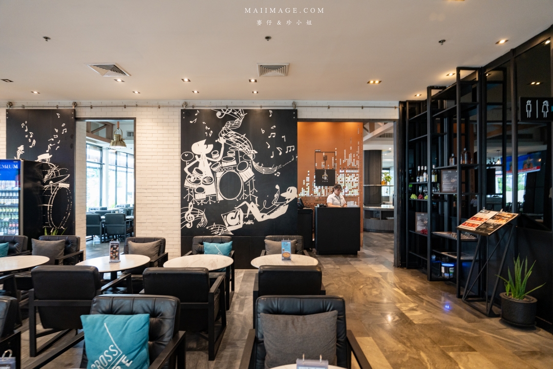 【曼谷住宿推薦】曼谷寰庭氛圍素坤逸酒店 Cross Vibe Bangkok Sukhumvit～曼谷設計感強烈的評價公寓式酒店，曼谷BTS On Nut 平價優質住宿推薦！