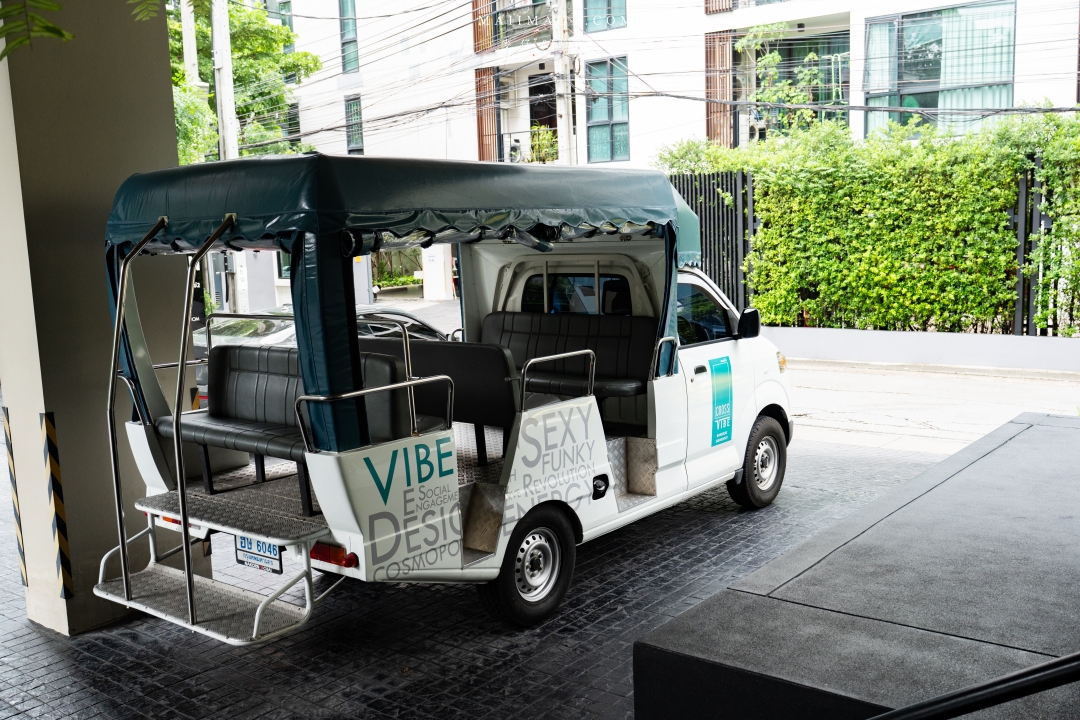 【曼谷住宿推薦】曼谷寰庭氛圍素坤逸酒店 Cross Vibe Bangkok Sukhumvit～曼谷設計感強烈的評價公寓式酒店，曼谷BTS On Nut 平價優質住宿推薦！