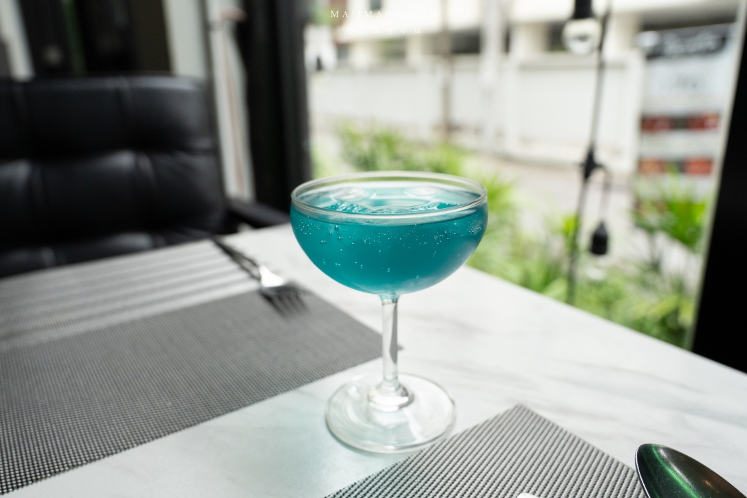 【曼谷住宿推薦】曼谷寰庭氛圍素坤逸酒店 Cross Vibe Bangkok Sukhumvit～曼谷設計感強烈的評價公寓式酒店，曼谷BTS On Nut 平價優質住宿推薦！