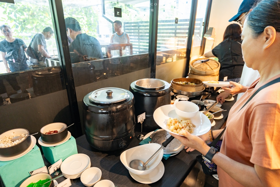 【曼谷住宿推薦】曼谷寰庭氛圍素坤逸酒店 Cross Vibe Bangkok Sukhumvit～曼谷設計感強烈的評價公寓式酒店，曼谷BTS On Nut 平價優質住宿推薦！