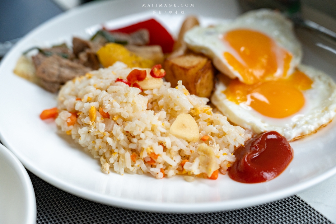 【曼谷住宿推薦】曼谷寰庭氛圍素坤逸酒店 Cross Vibe Bangkok Sukhumvit～曼谷設計感強烈的評價公寓式酒店，曼谷BTS On Nut 平價優質住宿推薦！