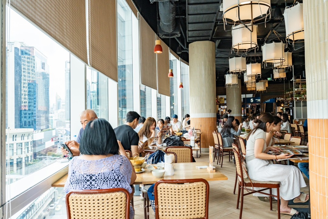 【曼谷美食】上味泰餐館 SAVOEY Terminal 21 ASOK～米其林必比登推薦在地50年的泰式海鮮餐廳，BTS ASOK站出站一分鐘就可抵達