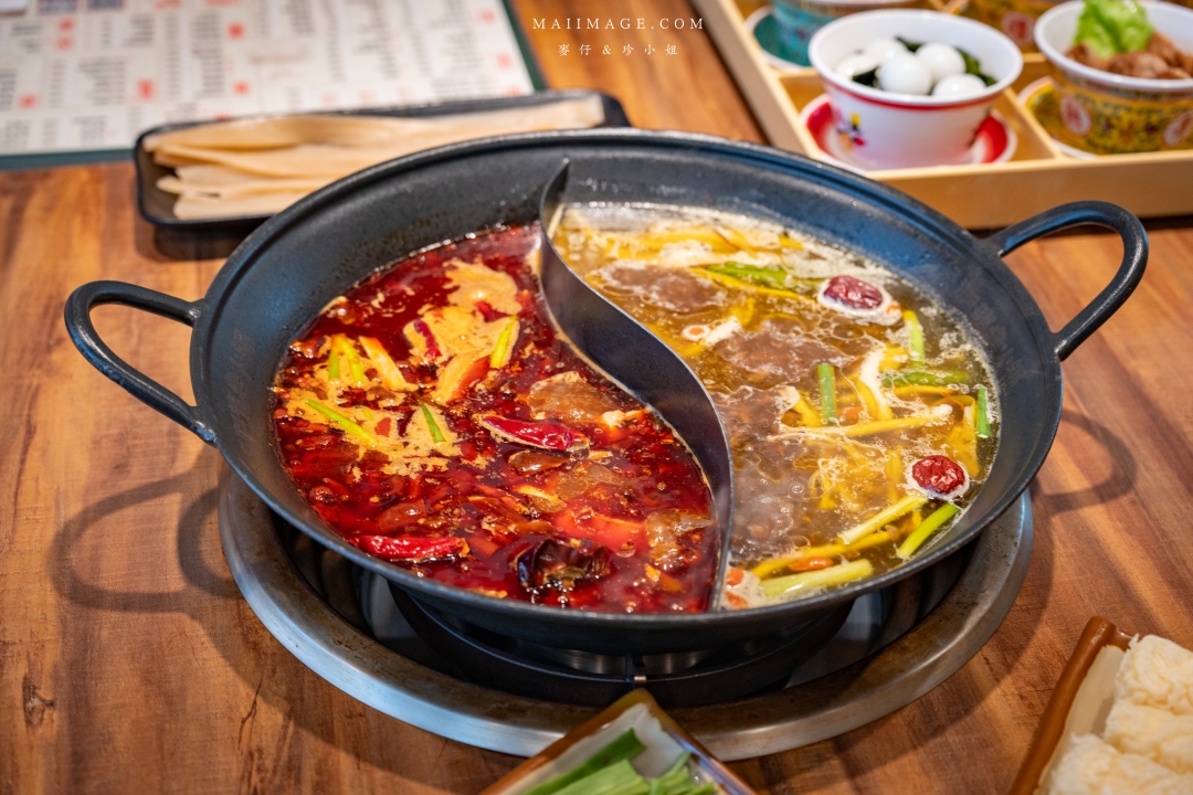 【台北美食】鴻廷肥龍重慶老火鍋~重慶30年老字號麻辣鍋專賣店海外首間分店,隱身在民宅的老火鍋你吃過嗎? 【台北美食】鴻廷肥龍重慶老火鍋~重慶30年老字號麻辣鍋專賣店海外首間分店,隱身在民宅的老火鍋你吃過嗎?