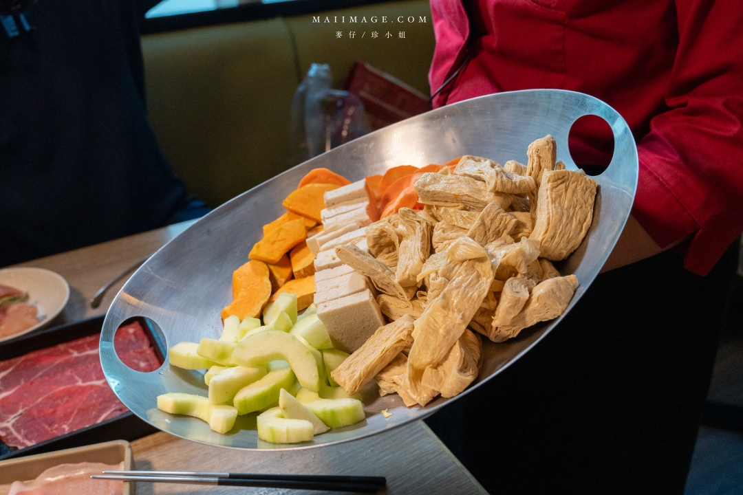 【中壢美食】MOMO PARADISE 中壢大江牧場~大江購物中心必吃壽喜燒專賣店。 【中壢美食】MOMO PARADISE 中壢大江牧場~大江購物中心必吃壽喜燒專賣店。