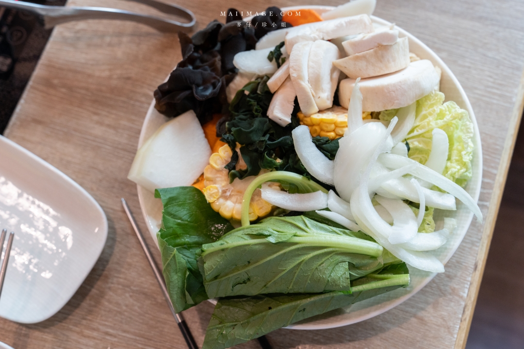 【中壢美食】MOMO PARADISE 中壢大江牧場~大江購物中心必吃壽喜燒專賣店。 【中壢美食】MOMO PARADISE 中壢大江牧場~大江購物中心必吃壽喜燒專賣店。