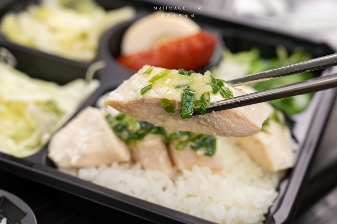 【台北美食】五畝禾創始店～中正區新開幕餐盒專賣店，少油少鹽更健康，必點青蔥舒肥雞、玉脂東坡肉，捷運古亭站美食推薦