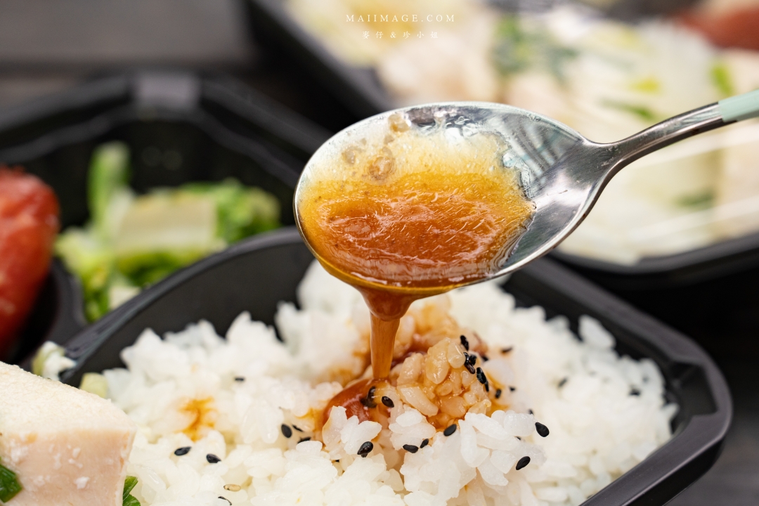 【台北美食】五畝禾創始店～中正區新開幕餐盒專賣店，少油少鹽更健康，必點青蔥舒肥雞、玉脂東坡肉，捷運古亭站美食推薦
