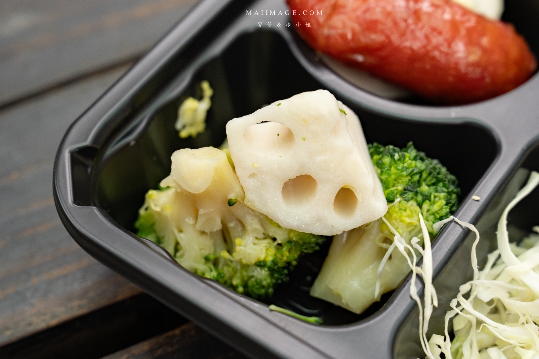 【台北美食】五畝禾創始店～中正區新開幕餐盒專賣店，少油少鹽更健康，必點青蔥舒肥雞、玉脂東坡肉，捷運古亭站美食推薦