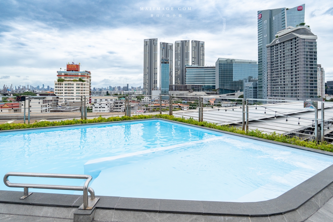 【曼谷住宿推薦】Lumen Bangkok Udomsuk Station～曼谷TBS Udomsuk站平價飯店推薦，距離BTS站只要30秒就能到。