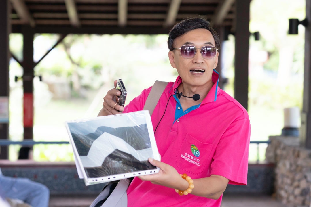 宜蘭礁溪溫泉散策～來礁溪不要只有泡湯，沿著礁溪轉運站旅遊服務中心來個不一樣的溫泉旅行，必去礁溪公園、足浴一條街，人人都是足浴特派員。
