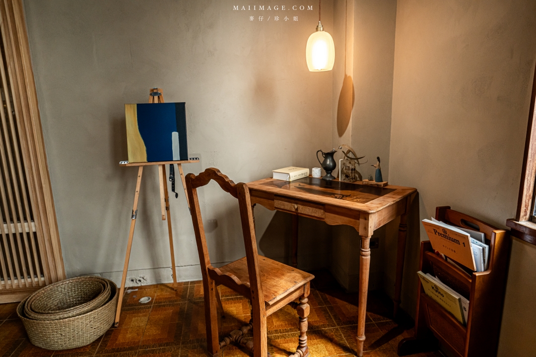 【台中美食】喫茶Sénmi～藏身在老宅五樓的甜點咖啡廳！台中老宅咖啡推薦，必點昭和布丁、牛油吐司。台中火車站美食推薦